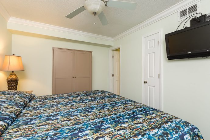 Imagen de la habitación del Hotel Sands Beach Club by Capital Vacations. Foto 10