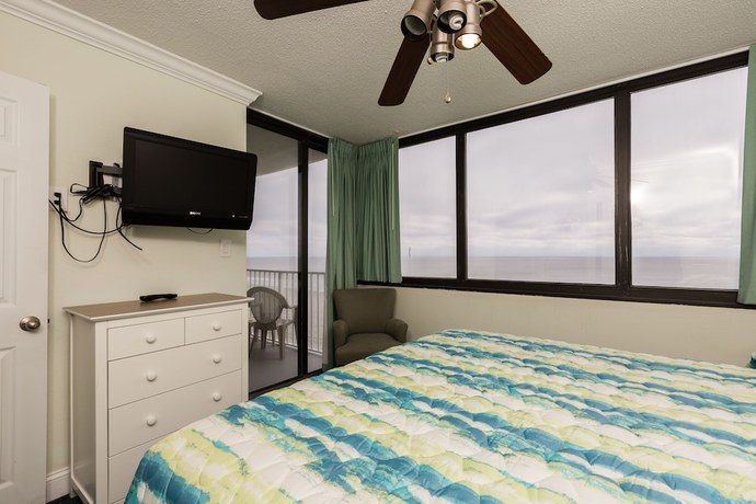 Imagen de la habitación del Hotel Sands Beach Club by Capital Vacations. Foto 15
