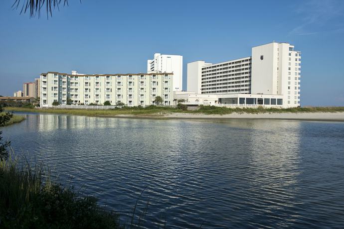 Imagen general del Hotel Sands Beach Club by Capital Vacations. Foto 1