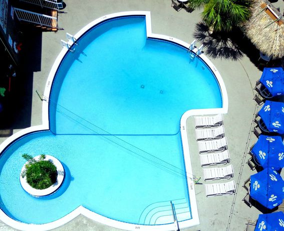 Imagen de los exteriores del Hotel Sands Harbor Resort and Marina. Foto 10