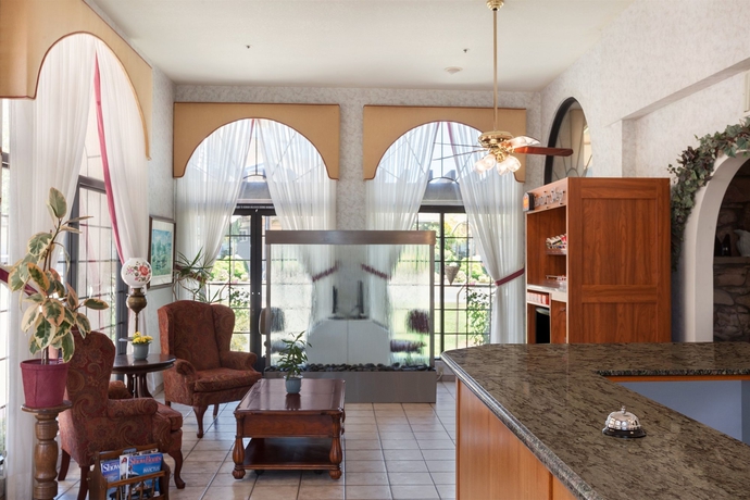 Imagen de los interiores del Hotel Sands Inn and Suites. Foto 11