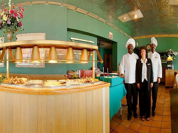 Imagen general del Hotel Sands Ocean Club Resort. Foto 2
