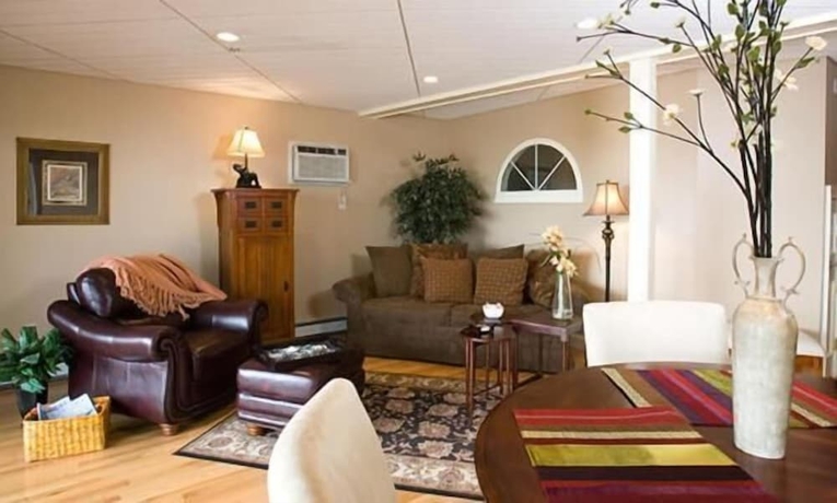 Imagen de los interiores del Hotel Sands by the Sea Motel. Foto 19