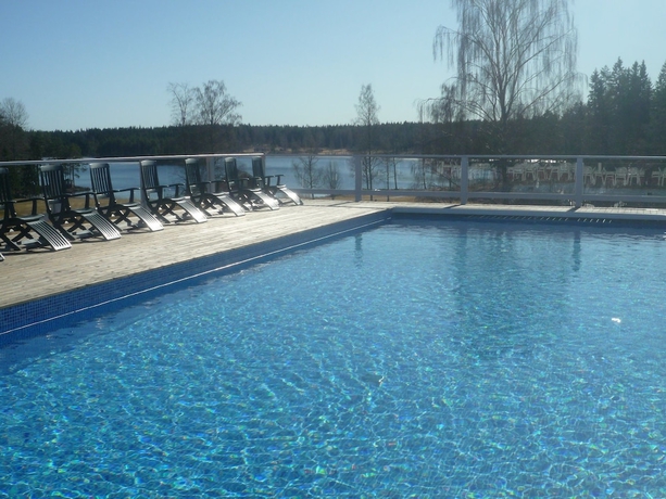 Imagen de la piscina del Hotel Sandvik G&aring;rd. Foto 13