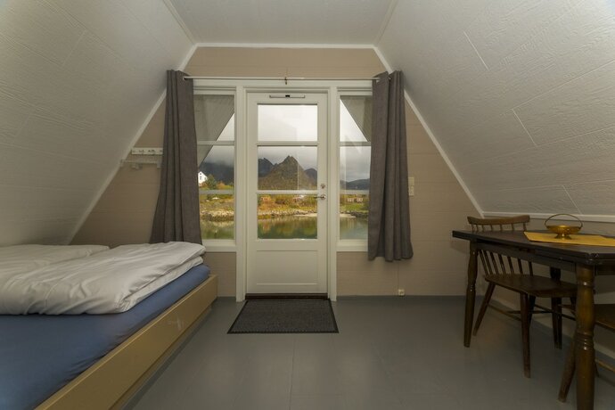 Imagen de la habitación del Hotel Sandvika Camping. Foto 20