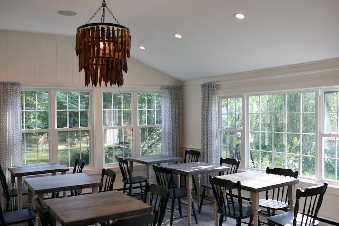 Imagen de los interiores del Hotel Sandwich Inn and Suites. Foto 20