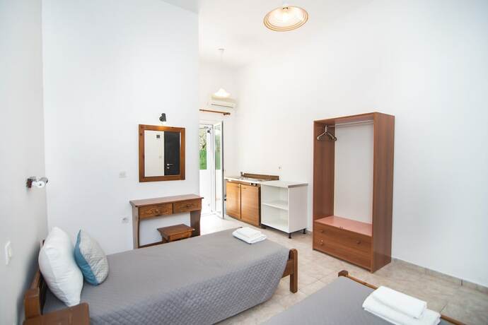 Imagen de la habitación del Hotel Sandy Beach Annexe. Foto 15