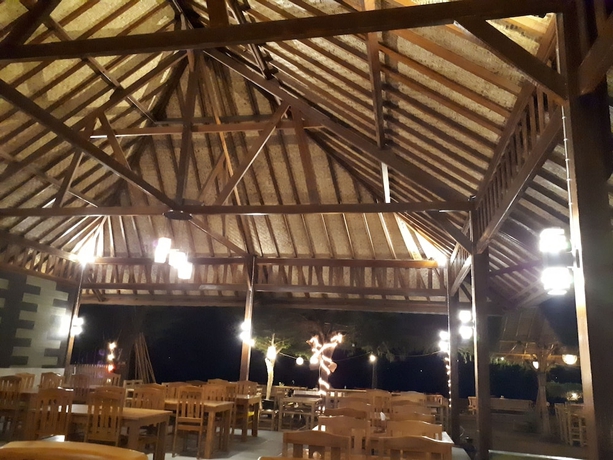Imagen de los interiores del Hotel Sandy Beach Bungalows. Foto 19