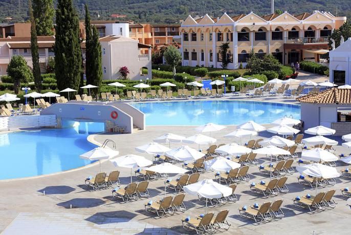 Imagen general del Hotel Sandy Beach Resort, Aghios Georgios (Sur). Foto 4