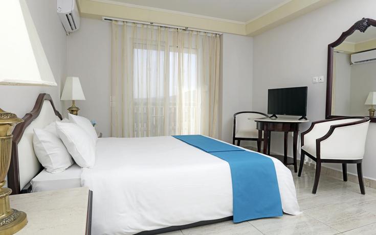 Imagen general del Hotel Sandy Beach Resort, Aghios Georgios (Sur). Foto 5