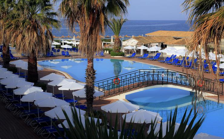 Imagen general del Hotel Sandy Beach Resort, Aghios Georgios (Sur). Foto 12