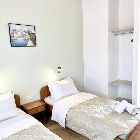 Imagen de la habitación del Hotel Sandy Beach Studios. Foto 16