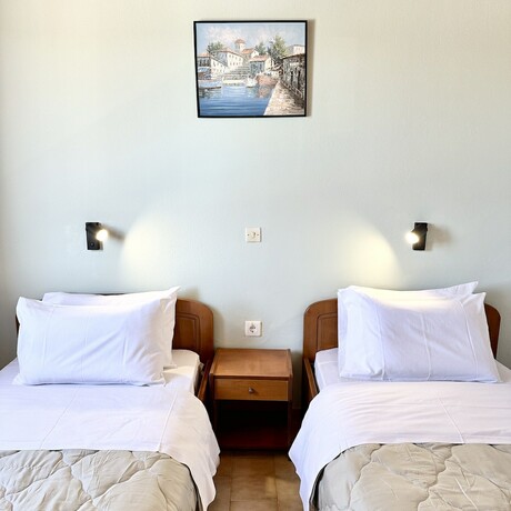 Imagen de la habitación del Hotel Sandy Beach Studios. Foto 19