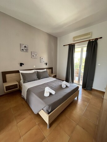 Imagen general del Hotel Sandy Beach Studios. Foto 13