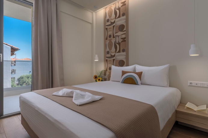 Imagen de la habitación del Hotel Sandy Seaside Suites. Foto 8