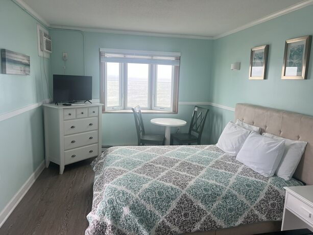 Imagen de la habitación del Hotel Sandy Shore Motel. Foto 12