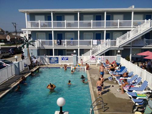 Imagen general del Hotel Sandy Shores Resort. Foto 1