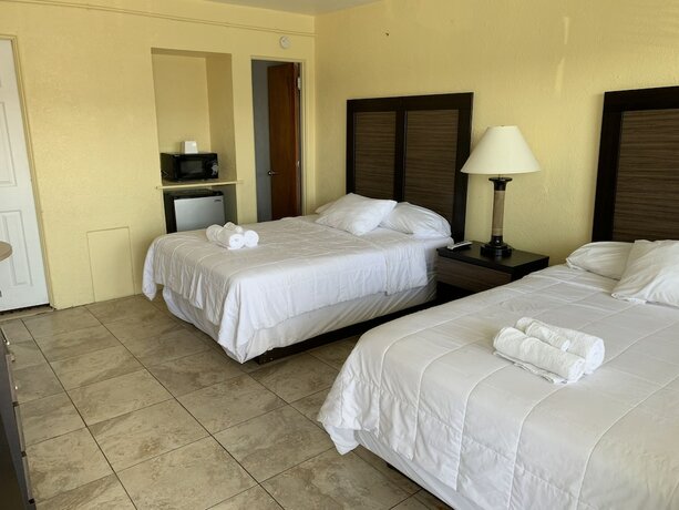 Imagen de la habitación del Hotel Sandy Shores Resort Motel. Foto 12