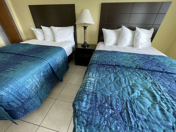Imagen de la habitación del Hotel Sandy Shores Resort Motel. Foto 16