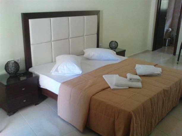 Imagen de la habitación del Hotel Sandy Suites. Foto 2