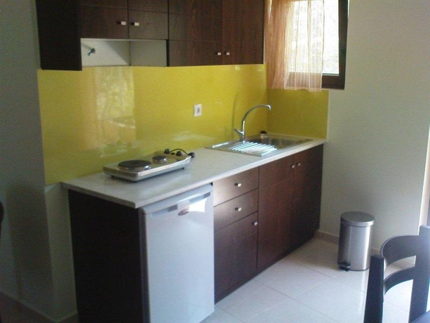 Imagen de la habitación del Hotel Sandy Suites. Foto 5