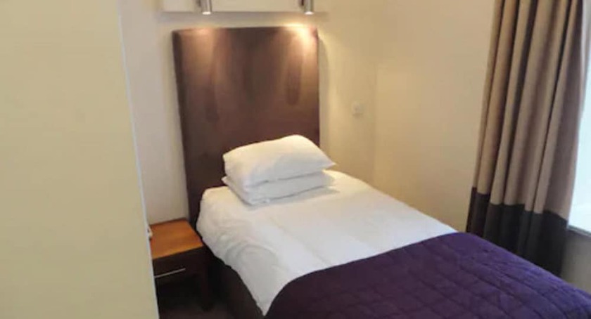 Imagen de la habitación del Hotel Sandyford. Foto 10