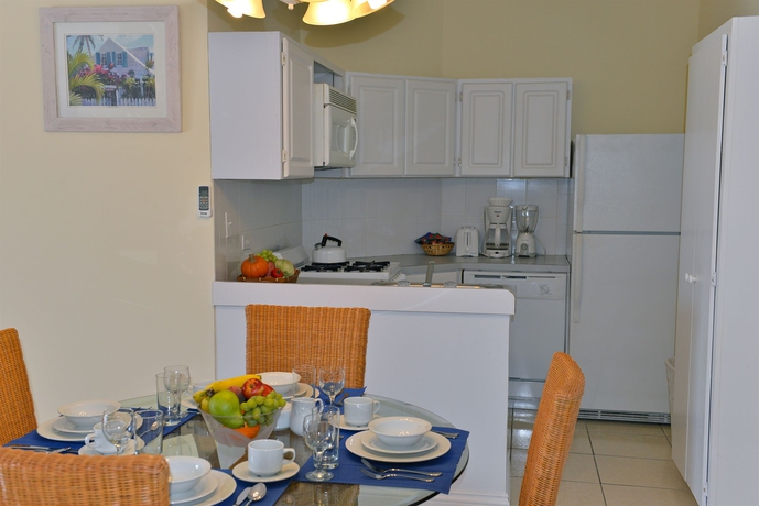 Imagen de la habitación del Hotel Sandyport Beach Resort. Foto 6