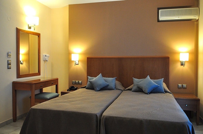 Imagen de la habitación del Hotel Sandy's Studios Apartments and Log Villas. Foto 3