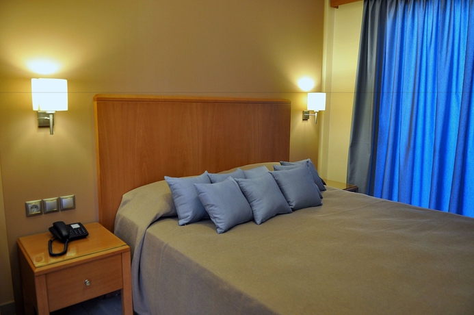 Imagen de la habitación del Hotel Sandy's Studios Apartments and Log Villas. Foto 6