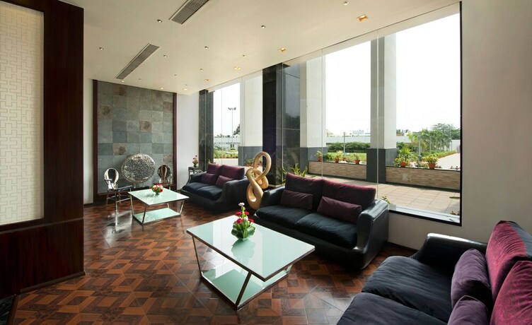 Imagen del bar/restaurante del Hotel Sandy's Tower. Foto 14