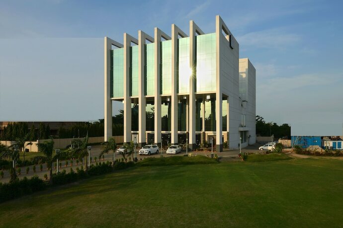 Imagen general del Hotel Sandy's Tower. Foto 6