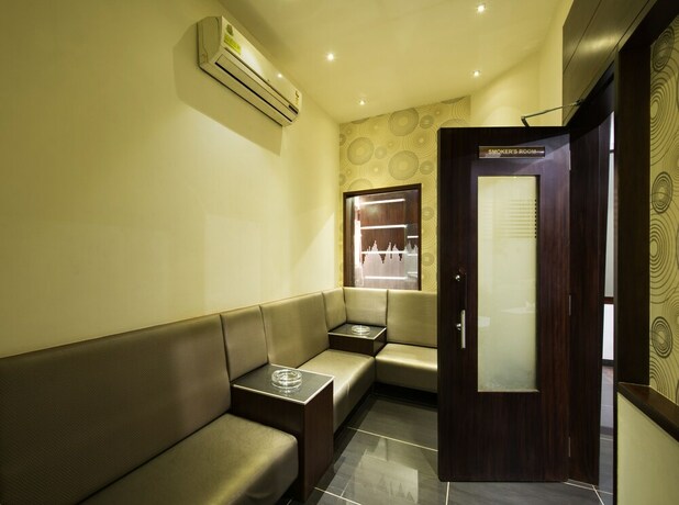 Imagen de los interiores del Hotel Sandy's Tower. Foto 27