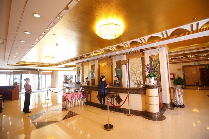 Imagen de los interiores del Hotel Sanfod Qingdao. Foto 16