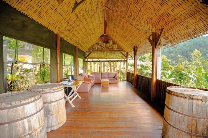 Imagen de los interiores del Hotel Sang Giri Mountain Glamping Camp. Foto 16