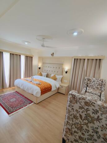 Imagen de la habitación del Hotel Sangaylay Palace. Foto 13