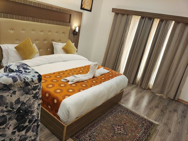 Imagen de la habitación del Hotel Sangaylay Palace. Foto 17