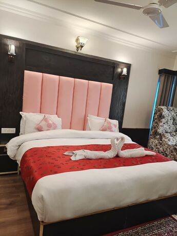Imagen de la habitación del Hotel Sangaylay Palace. Foto 18