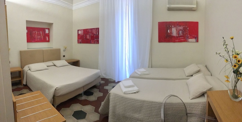 Imagen de la habitación del Hotel Sangiuliano 114. Foto 5