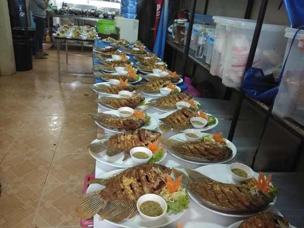 Imagen del bar/restaurante del Hotel Sangkla Resort. Foto 8