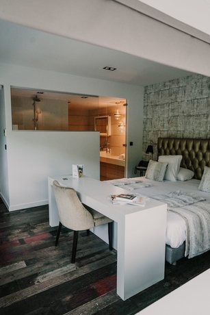 Imagen de la habitación del Hotel Sanglier. Foto 8