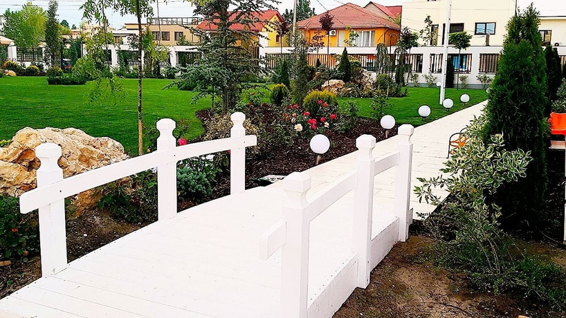 Imagen de los exteriores del Hotel Sangria Luxury Family. Foto 11