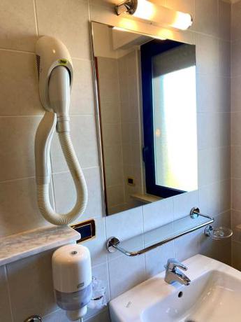 Imagen general del Hotel Sangro. Foto 3