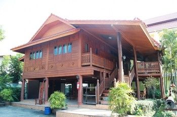 Imagen general del Hotel Sangthong Resort, Saraphi. Foto 2