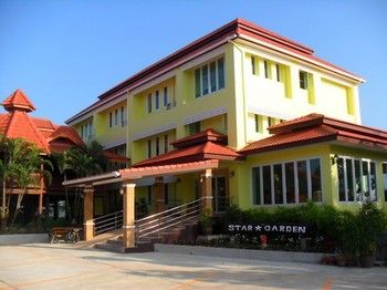 Imagen de la habitación del Hotel Sangthong Resort, Saraphi. Foto 14