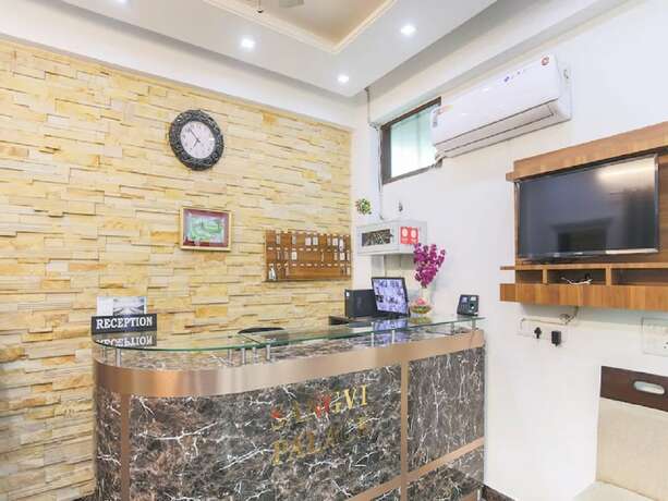 Imagen general del Hotel Sangvi Palace. Foto 17