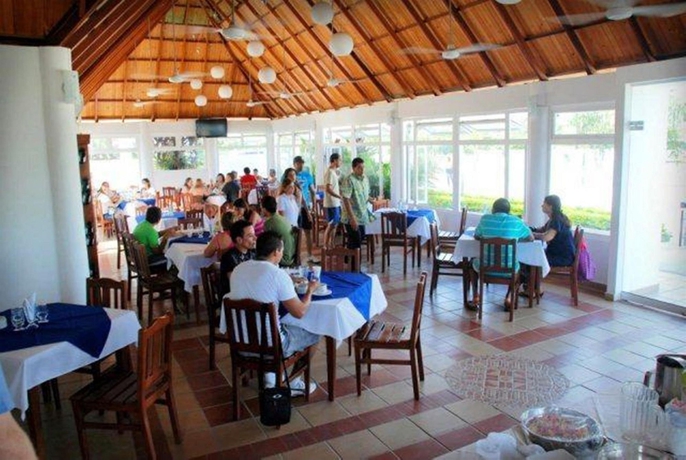 Imagen del bar/restaurante del Hotel Sanha Plus. Foto 6