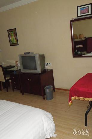 Imagen de la habitación del Hotel Sanhu Lake Holiday Hotel Xianning. Foto 11