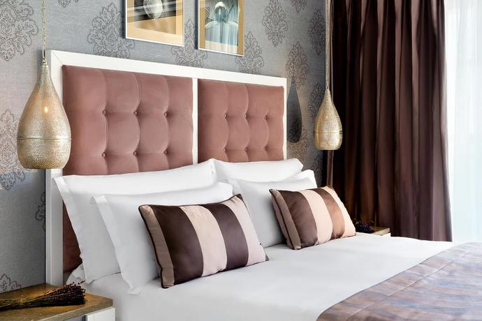 Imagen de la habitación del Hotel Sani Beach. Foto 11