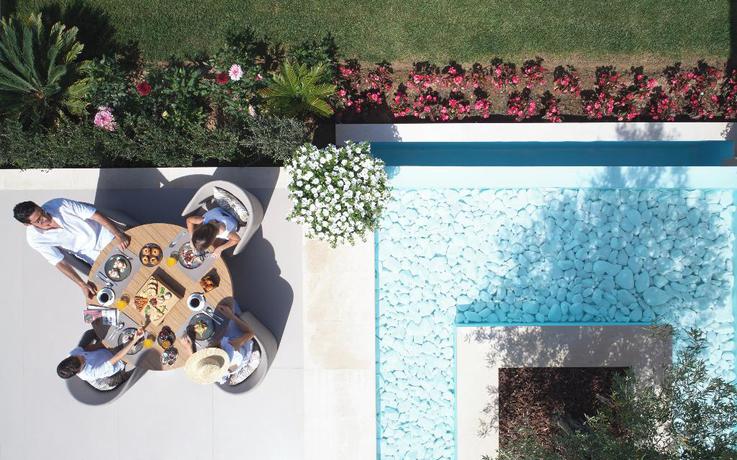 Imagen del bar/restaurante del Hotel Sani Dunes. Foto 9