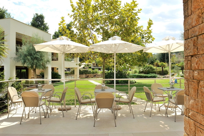 Imagen general del Hotel Sani Polyastron and Spa. Foto 3